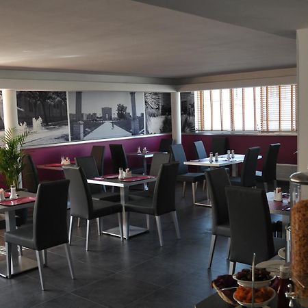 Privilege Hotel & Apparts Eurociel Centre Comedie Montpellier Restoran gambar