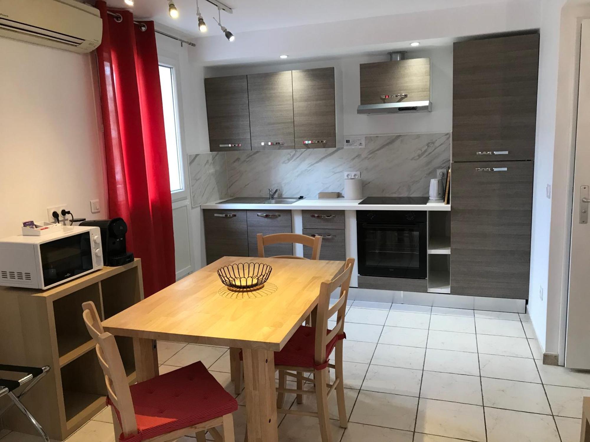 Privilege Hotel & Apparts Eurociel Centre Comedie Montpellier Luaran gambar